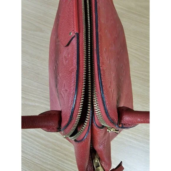 LOUIS VUITTON Authentic Marais MM LV Empreinte Leather Red Handbag Satchel LV - Picture 11 of 16